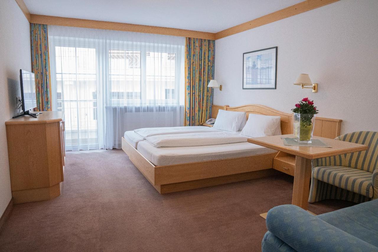 Hotel Garni Angelika อิสชเกิล ภายนอก รูปภาพ